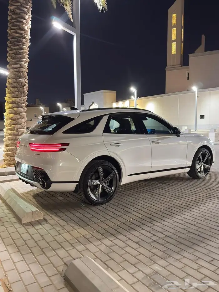جنيسيس GV70 ( رويال ) V6 35
