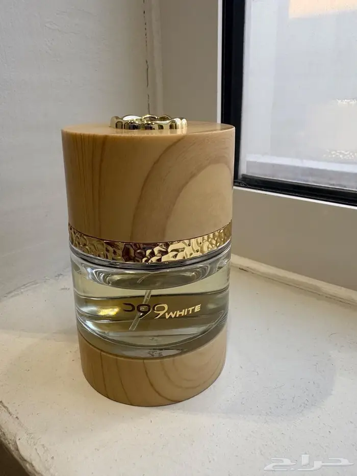 عطر وود وايت الماجد ب 140 0