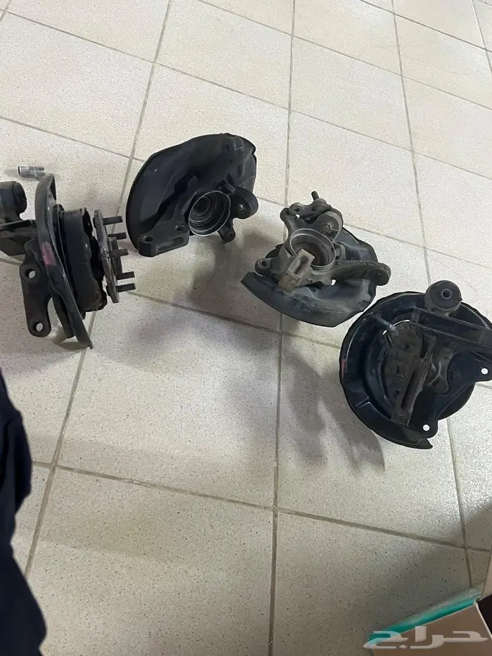 طقم فلنجات امامي وخلفي كامري 99-2002 قراندي ستة سلندر 0