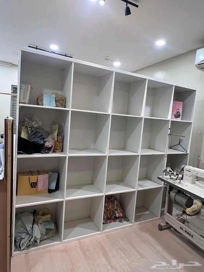 مستلزمات محل خياط نسائي للبيع 3