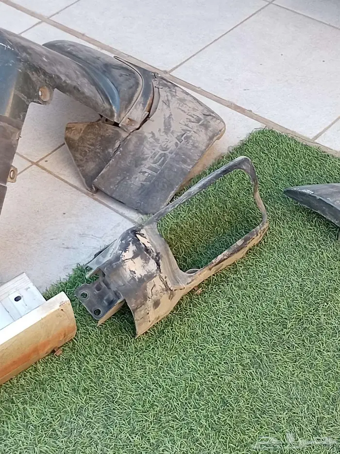 فيابر نيسان سفاري جسر صدام خلفي ألمنيوم 4