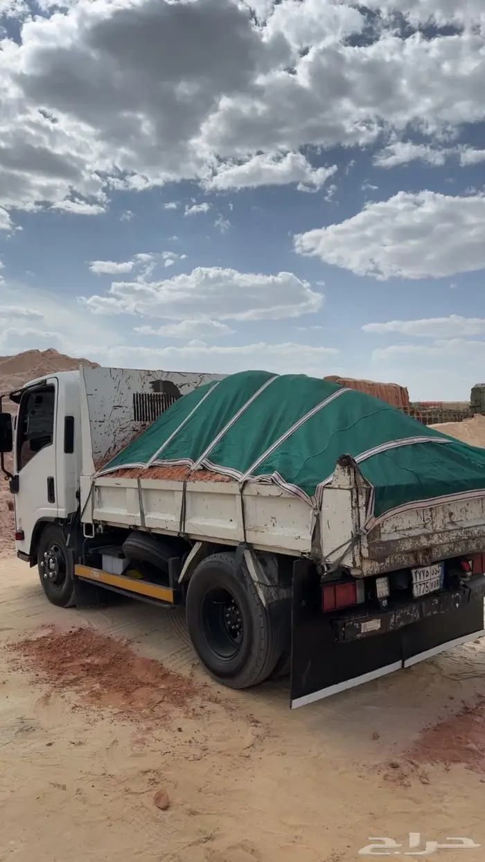قلاب لنقل جميع مايحتاج البناء 1