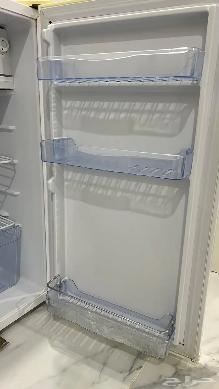 للبيع ثلاجة صغيرة 3