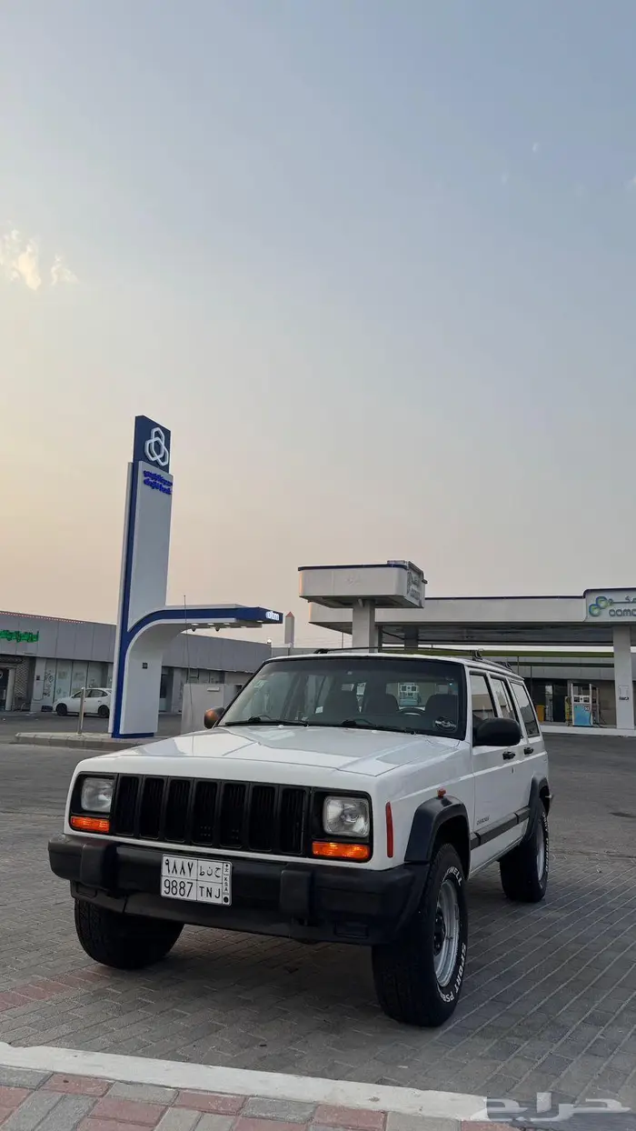 للبيع جيب شيروكي 2001 سعودي 11
