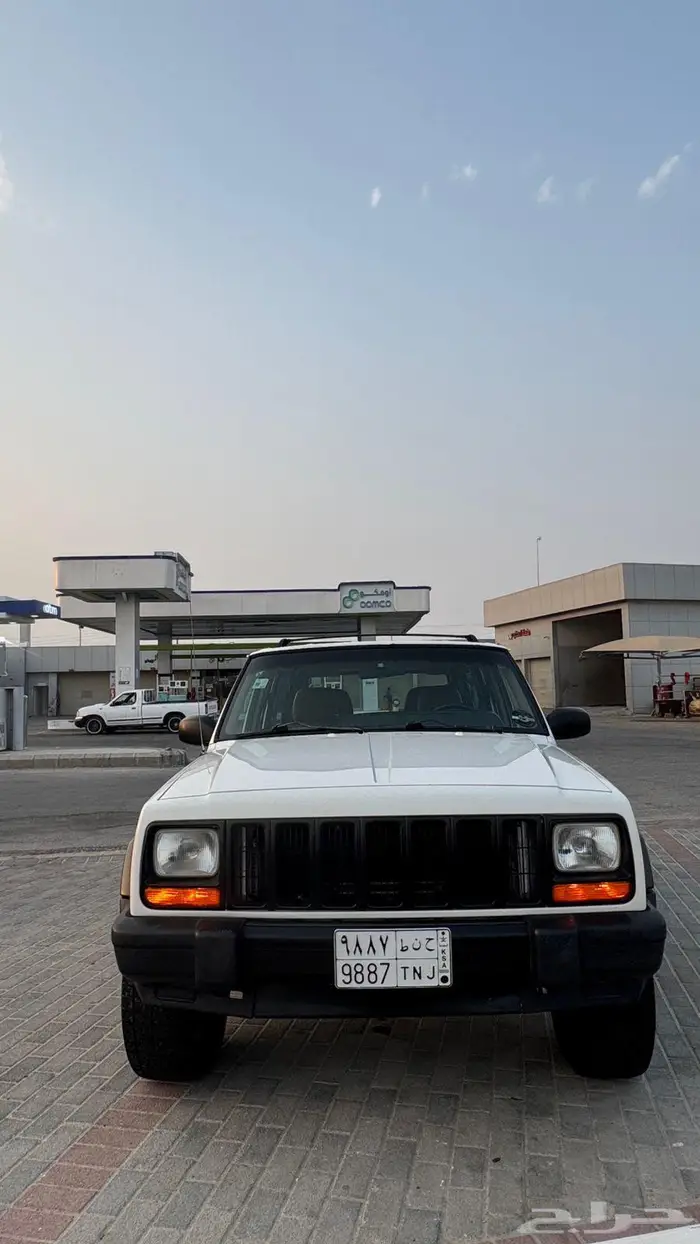 للبيع جيب شيروكي 2001 سعودي 2