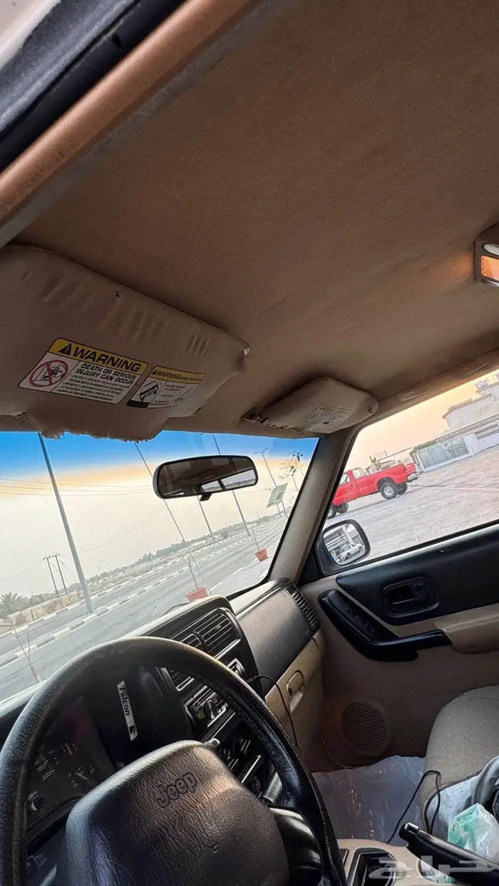 للبيع جيب شيروكي 2001 سعودي 4