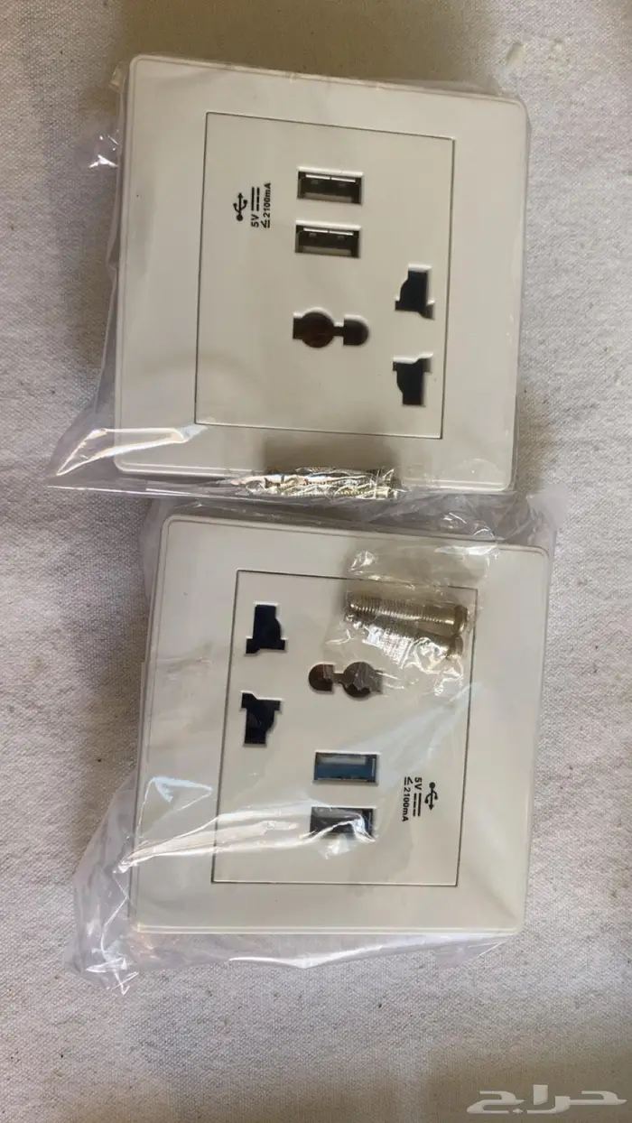 افياش كهرباء ثلاثي مع USB جديدة 0