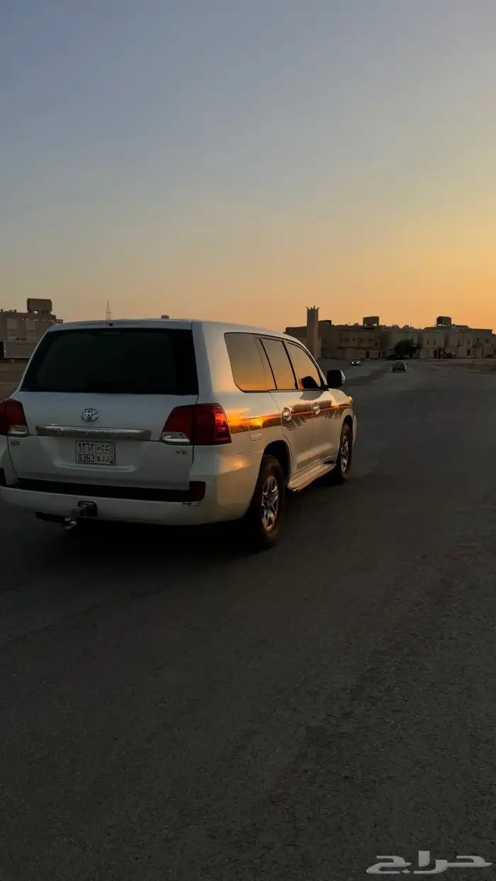 لاندكروزر 2013GXخليجي فل 7