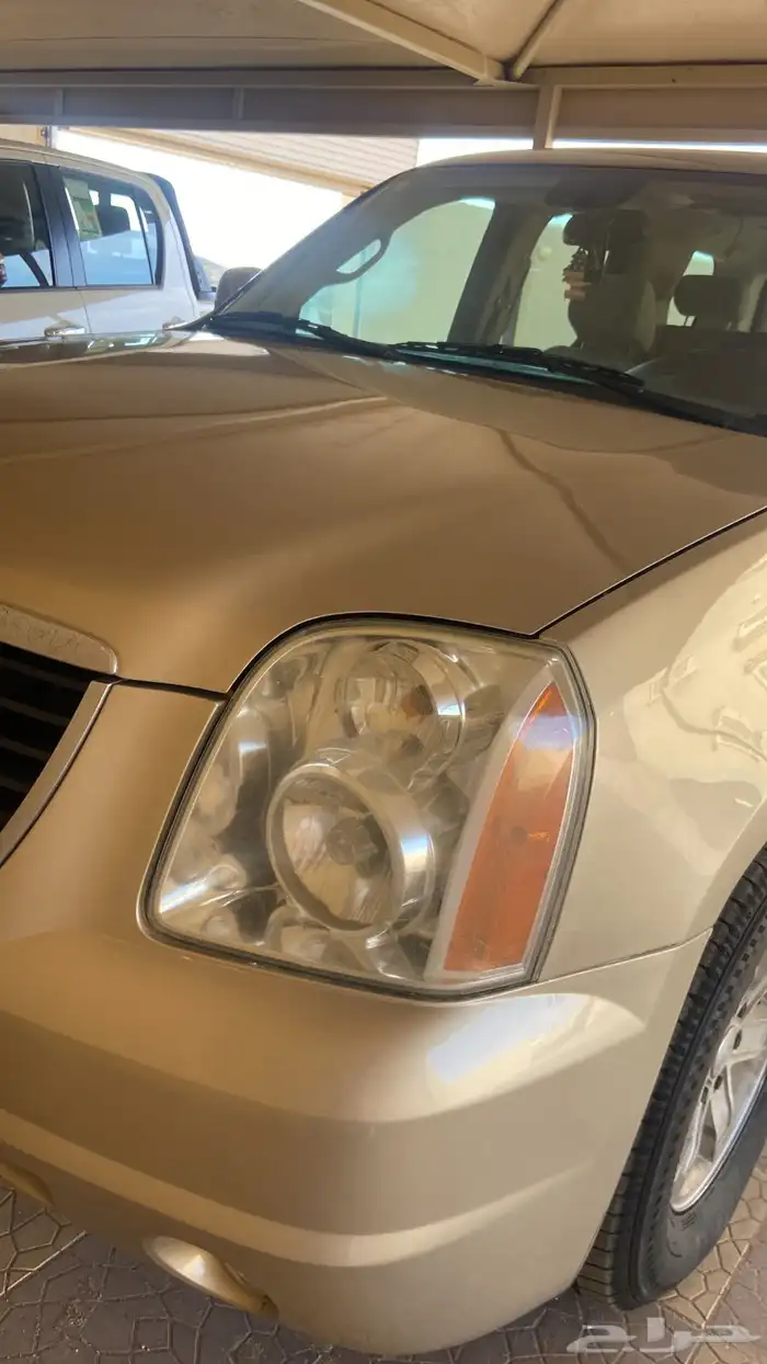 جمس يوكن 2010 البدي فيه رشوش الممشى موضح في الصور 2