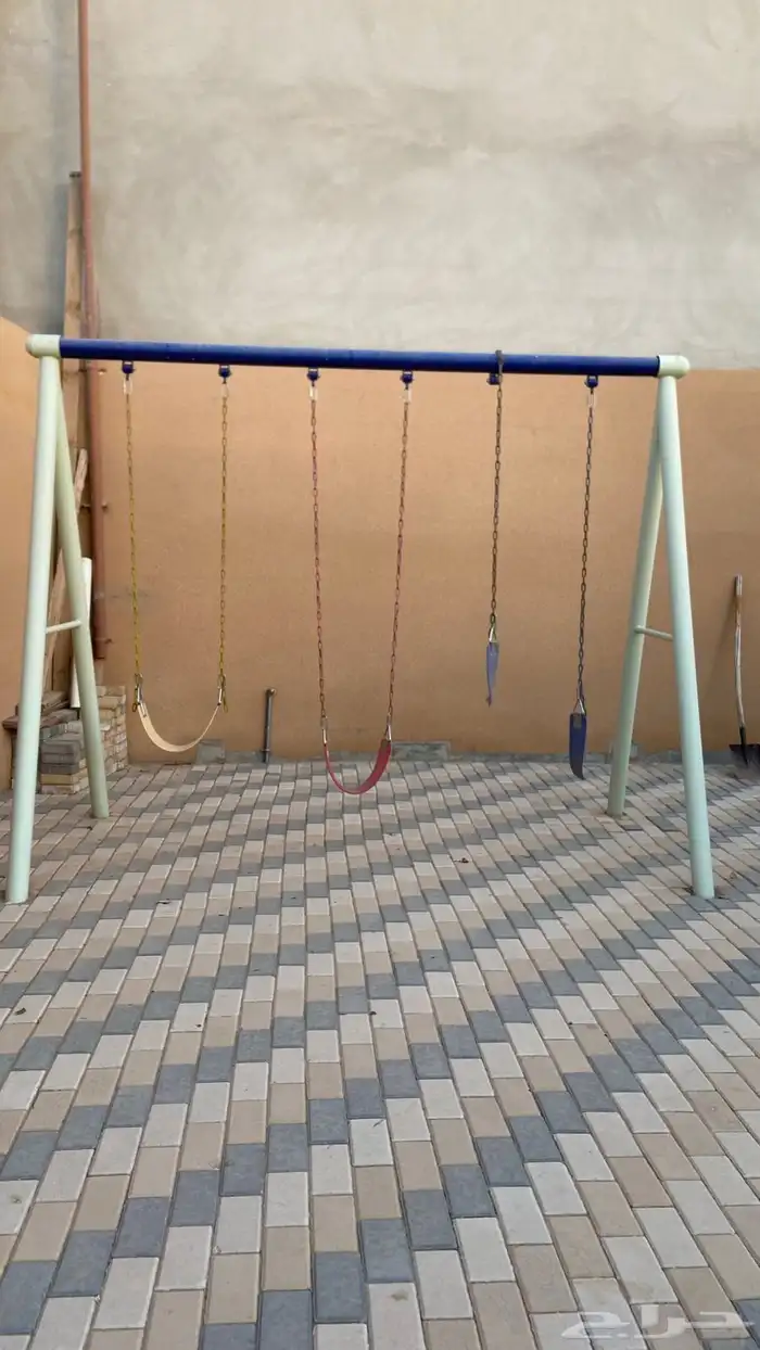 مرجيحه 3 كراسي. و زحليقه 3 امتار 3