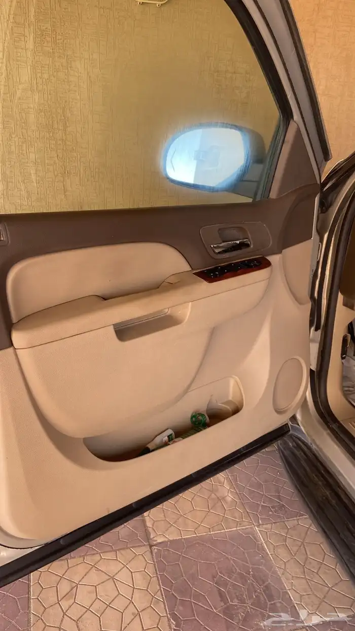 جمس يوكن 2010 البدي فيه رشوش الممشى موضح في الصور 3