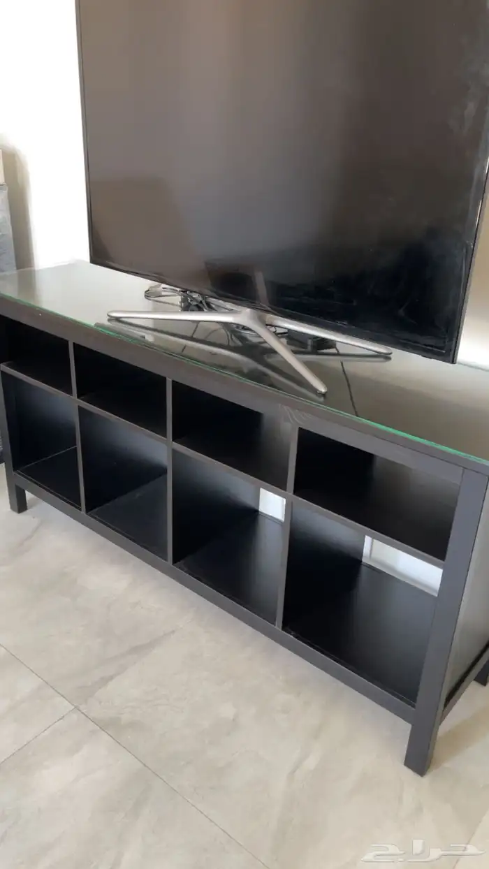 مجموعة طاولة تلفاز وطاولة قهوة وطاولة خدمات ودولاب قهوة نفس 0