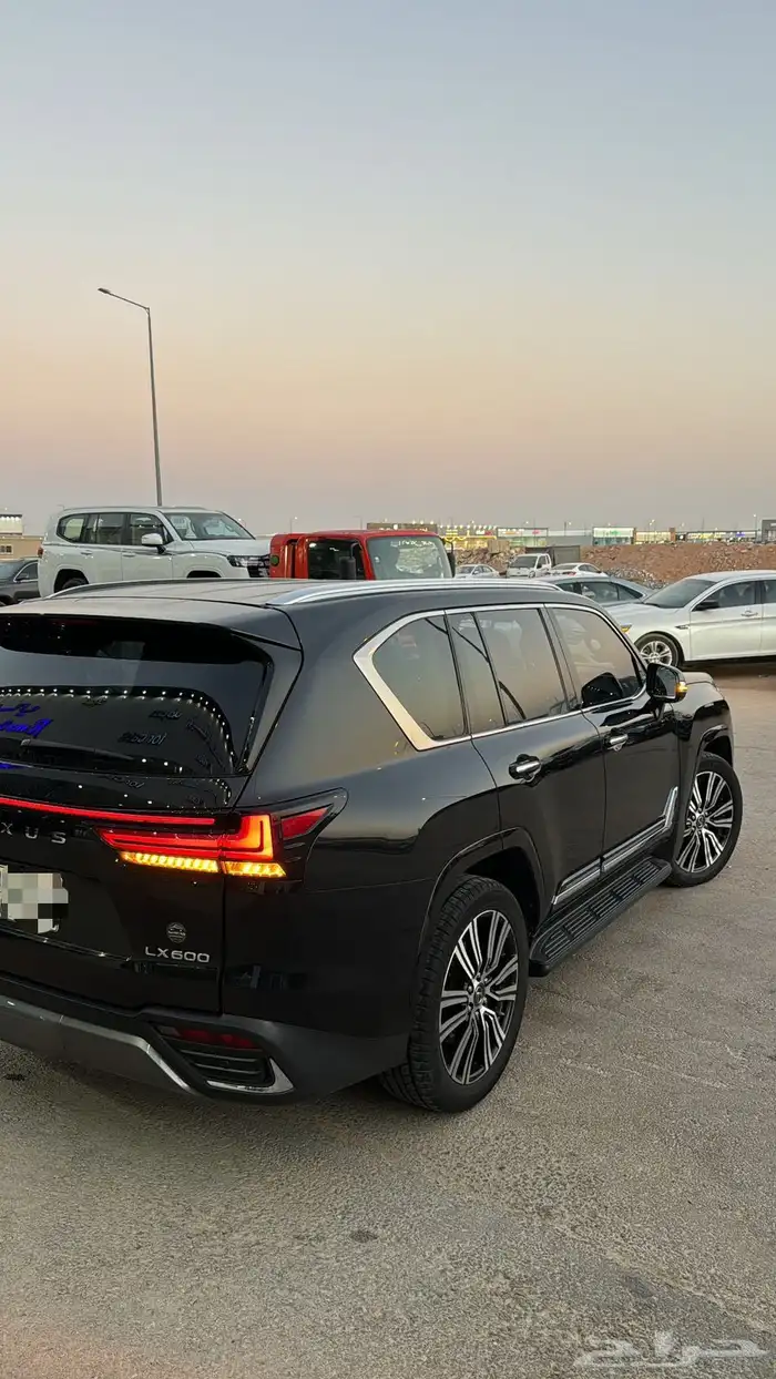 لكزس LX600 BB 2023 سعودي فل كامل 13