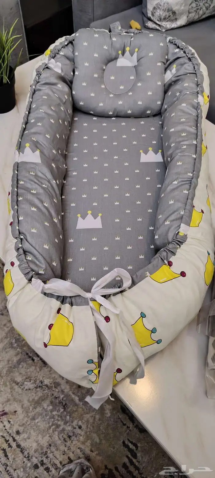 مهد أطفال جديد مغلف مرتبةحاضنة أطفال مغلفه يوجد كميات 0