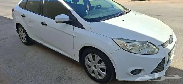 فورد فوكس 2012 نظيف 18