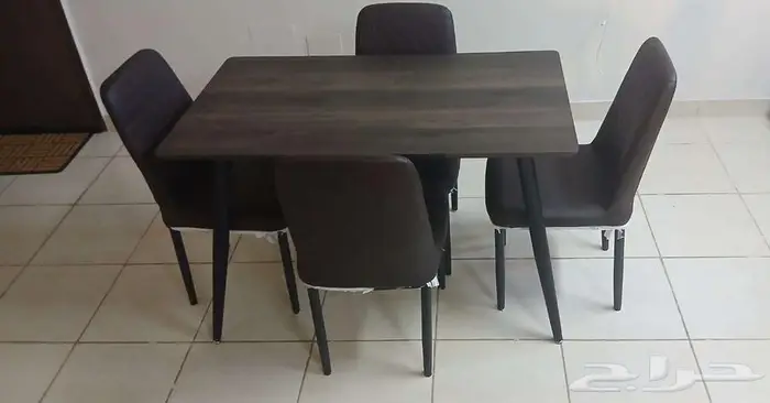 Reduction for moving furniture in excellent condition like n 34