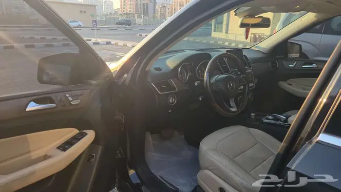 مرسيدس GLE 500 موديل 2016 فل كامل AMG وارد الجفالي 28