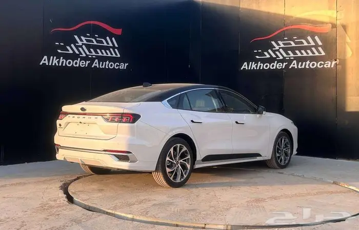 فورد تورس 2026 تيتانيوم لدى شركة عبدالمجيد الخضر 5