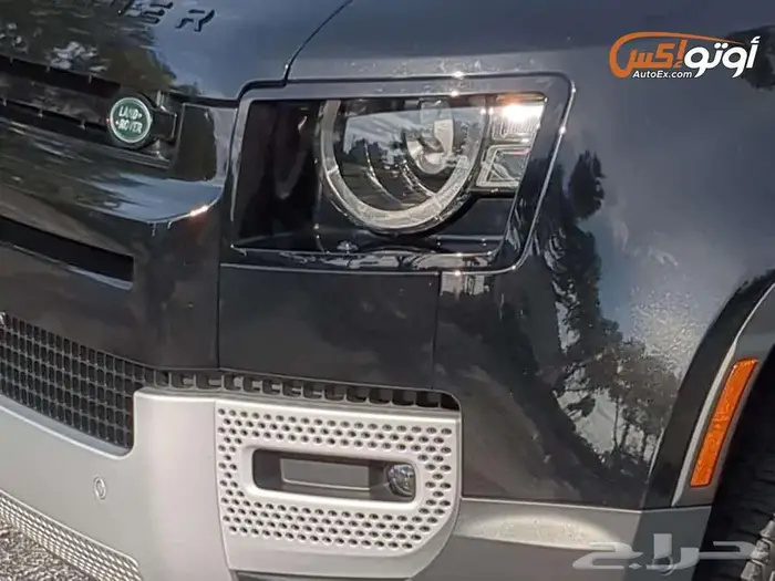 2025 لاند روفر ديفندر S 5