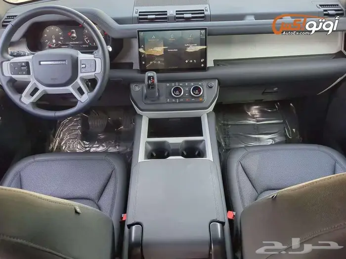 2025 لاند روفر ديفندر S 7