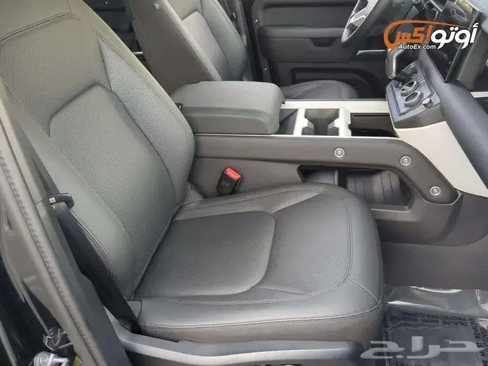 2025 لاند روفر ديفندر S 11