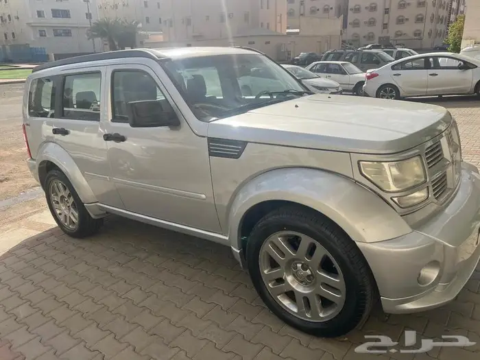 للبيع دودج نيترو 2009 فل كامل RT 10