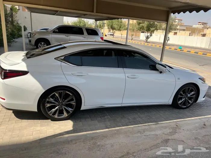 لكزس es350 f sport اف سبورت 2021 سعودي وارد عباللطيف جميل 11