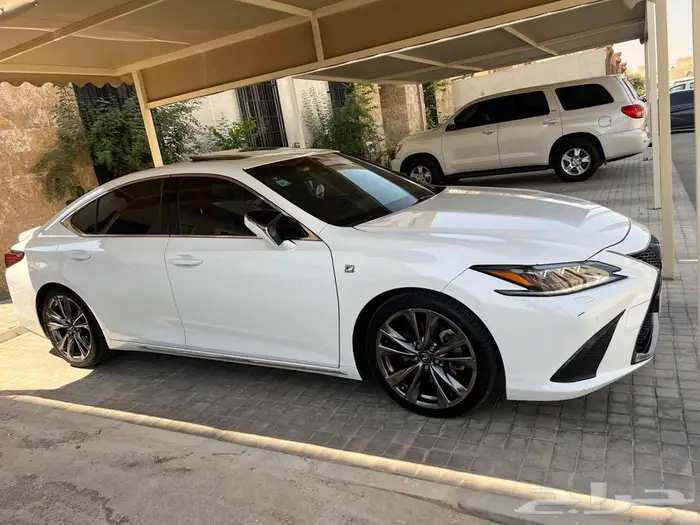 لكزس es350 f sport اف سبورت 2021 سعودي وارد عباللطيف جميل 10