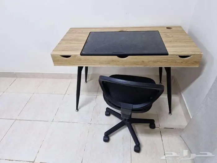 Reduction for moving furniture in excellent condition like n 16