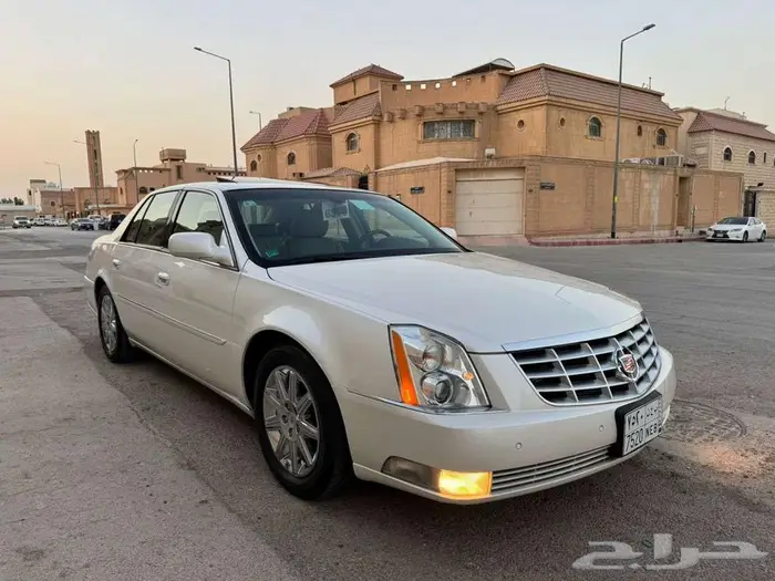 كاديلاك DTS نظيف جدا وكاله 54