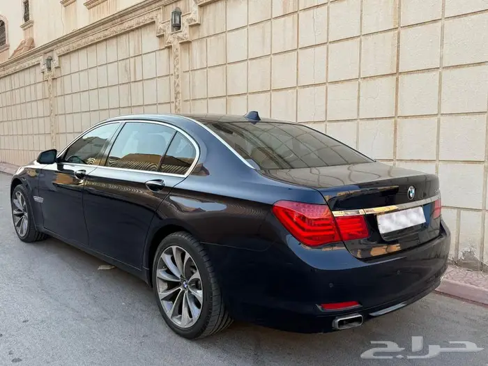بي ام 730 2012 3
