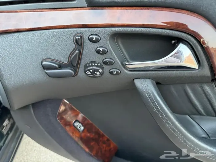 الإصدار الأخير مرسيدس S600 V12 تنفس طبيعي ممشى قليل 11