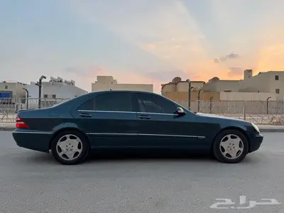 الإصدار الأخير مرسيدس S600 V12 تنفس طبيعي ممشى قليل index