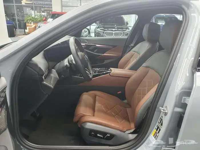 بي إم دبليو 550e xDrive M Sport Pro 2025 - وارد كوريا 20