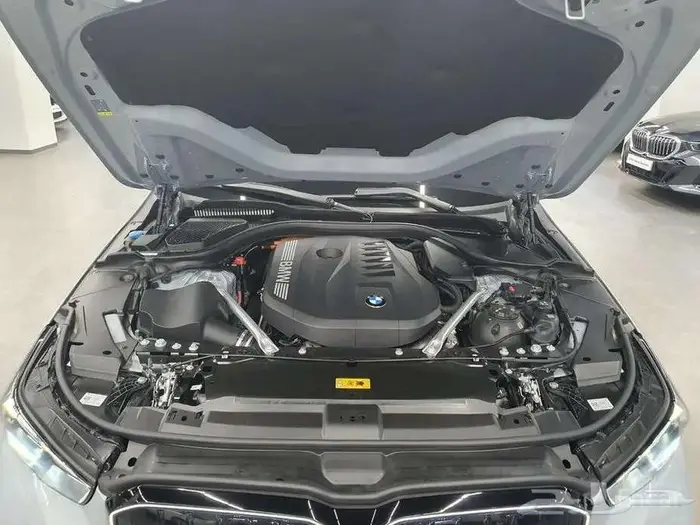 بي إم دبليو 550e xDrive M Sport Pro 2025 - وارد كوريا 13