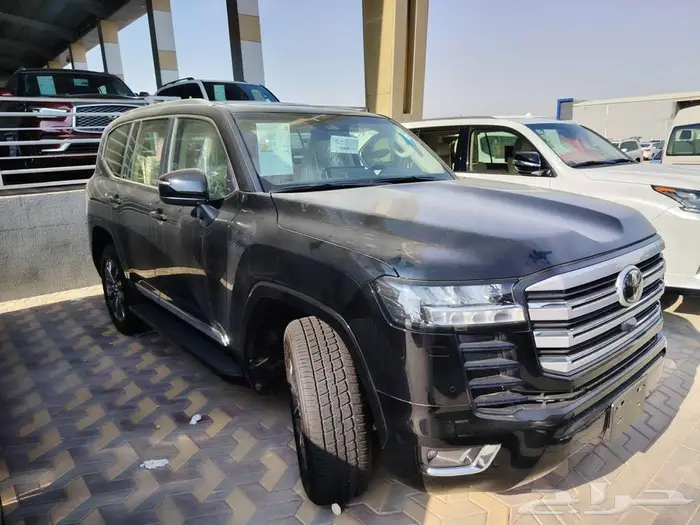 لاند كروزر GXR 2025 0