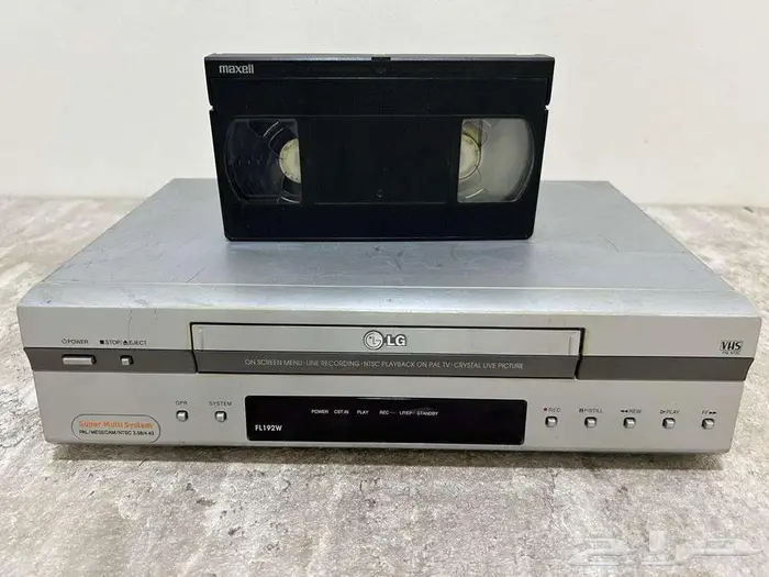 للبيع أجهزة فيديو شريط كبير VHS ماركة LG 3
