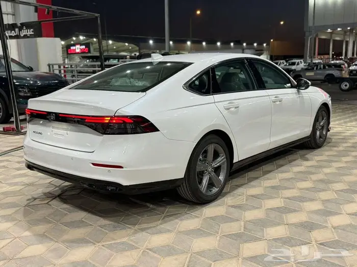 هوندا اكورد 2024 EXL باقل سعر (عرض خاص جدا ) 3
