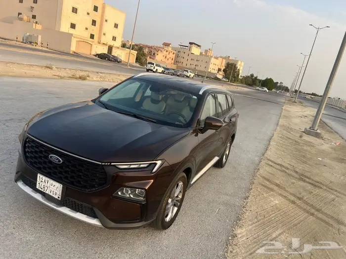 2033 فورد تيريتوري 18