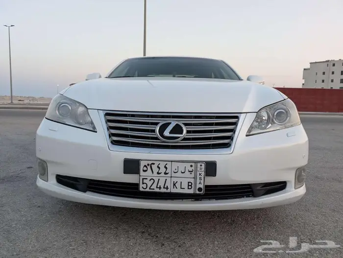 لكزس ES 350 موديل 2012   حالة ممتازة 3