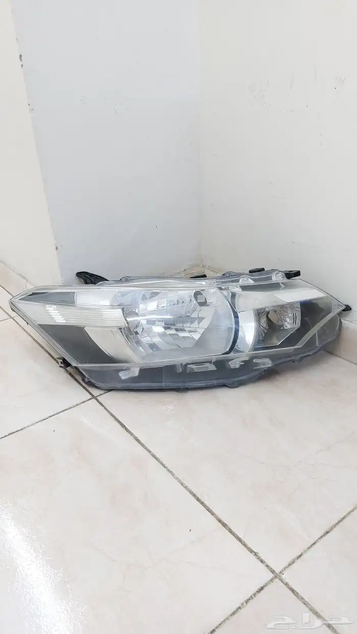 قطع غيار شمعه يارس يمين السائق تايلندي 2014-2017 3