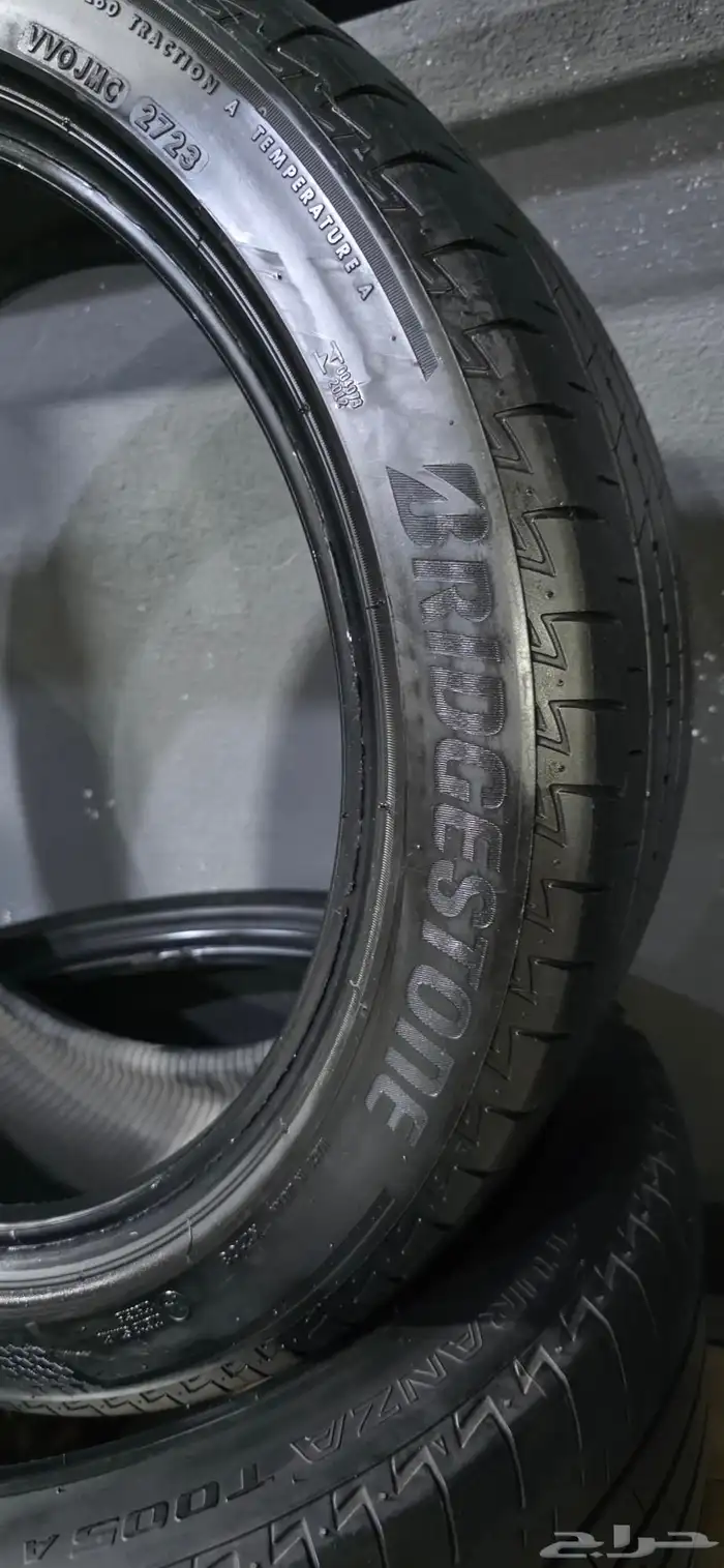 2 كفرات بريجستون ياباني 235 45 18 3