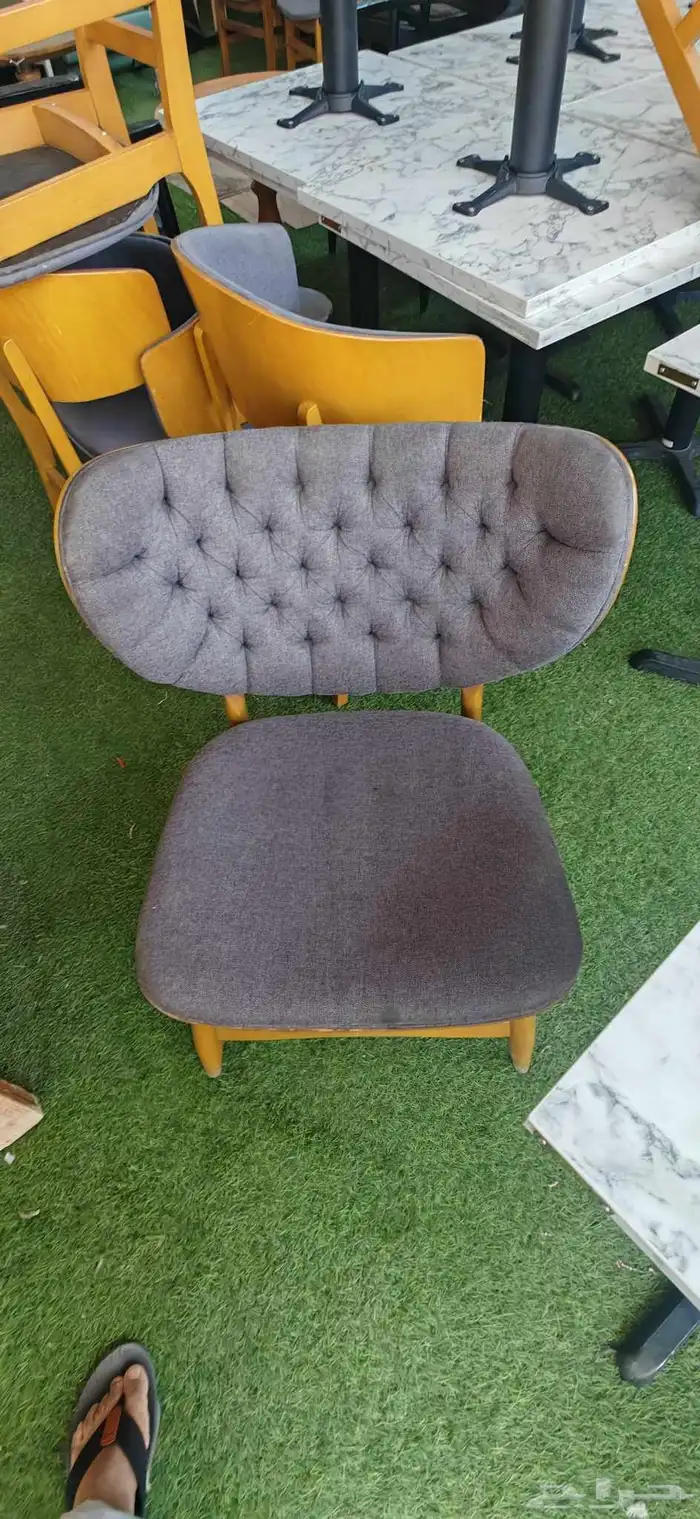 كراسي وطاولات فاخرة لمحلات الكوفي والشاي 4