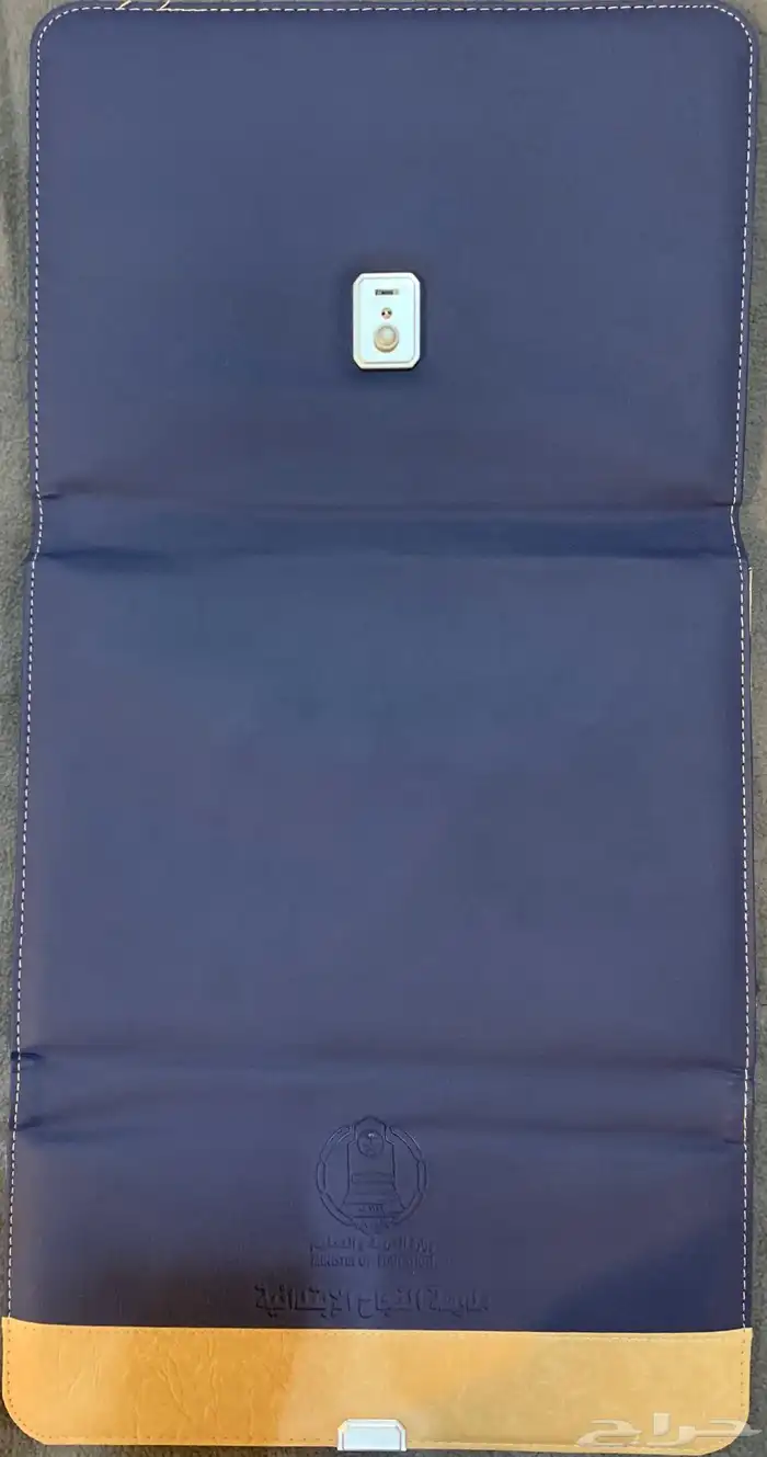 شنطة جديدة لم تستعمل ولها مفتاح تصلح للمعلمين وغيرهما 6