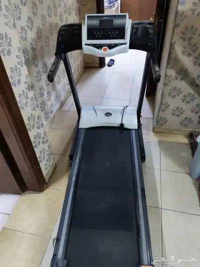 جهاز جرى بقوه 2.5 حصان يتحمل لوزن 130ك منطقه جرى بعرض 50سم index