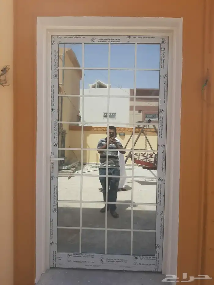 فني المنيوم تفضل شبابيك و ابواب ومطابخ وصيانةجميع اعميل 5