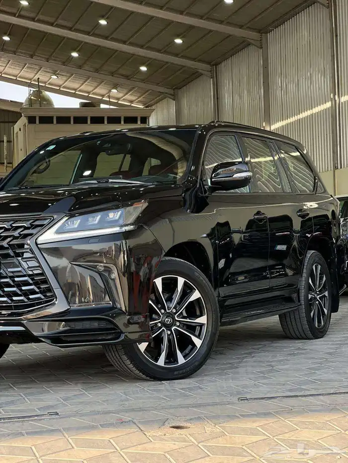 لكزس - 2021 - LX570 - بلاك اديشن - فل كامل 6