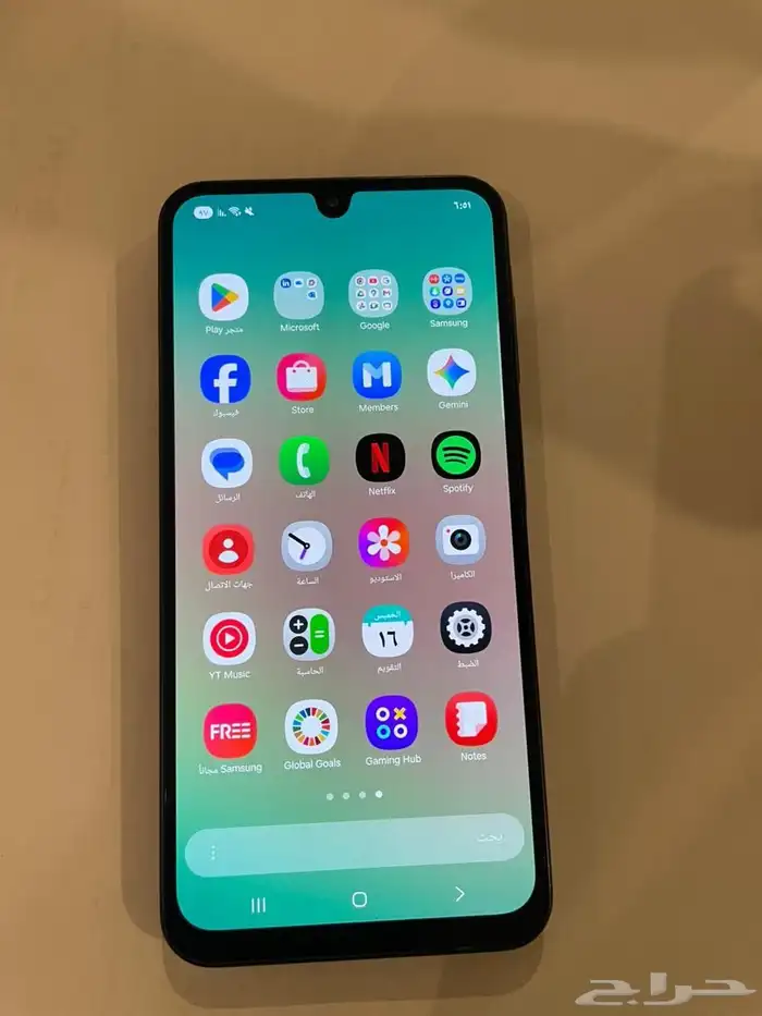 جوال جلكسي S26. 3