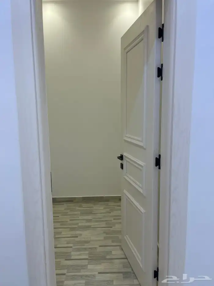 عماره دور بحي الرياض المساحة 625م 30