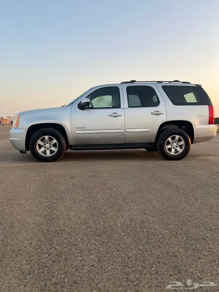 للبيع جمس يوكن قصير 2013 سعودي دبل 18